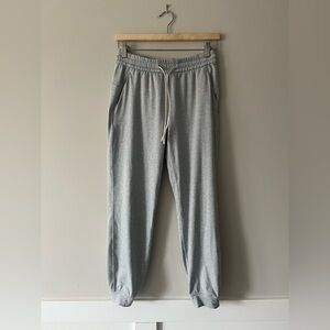 Lululemon Grey Joggers Size 4 Stretch Lounge Sweatpants Athleisure Minimalist